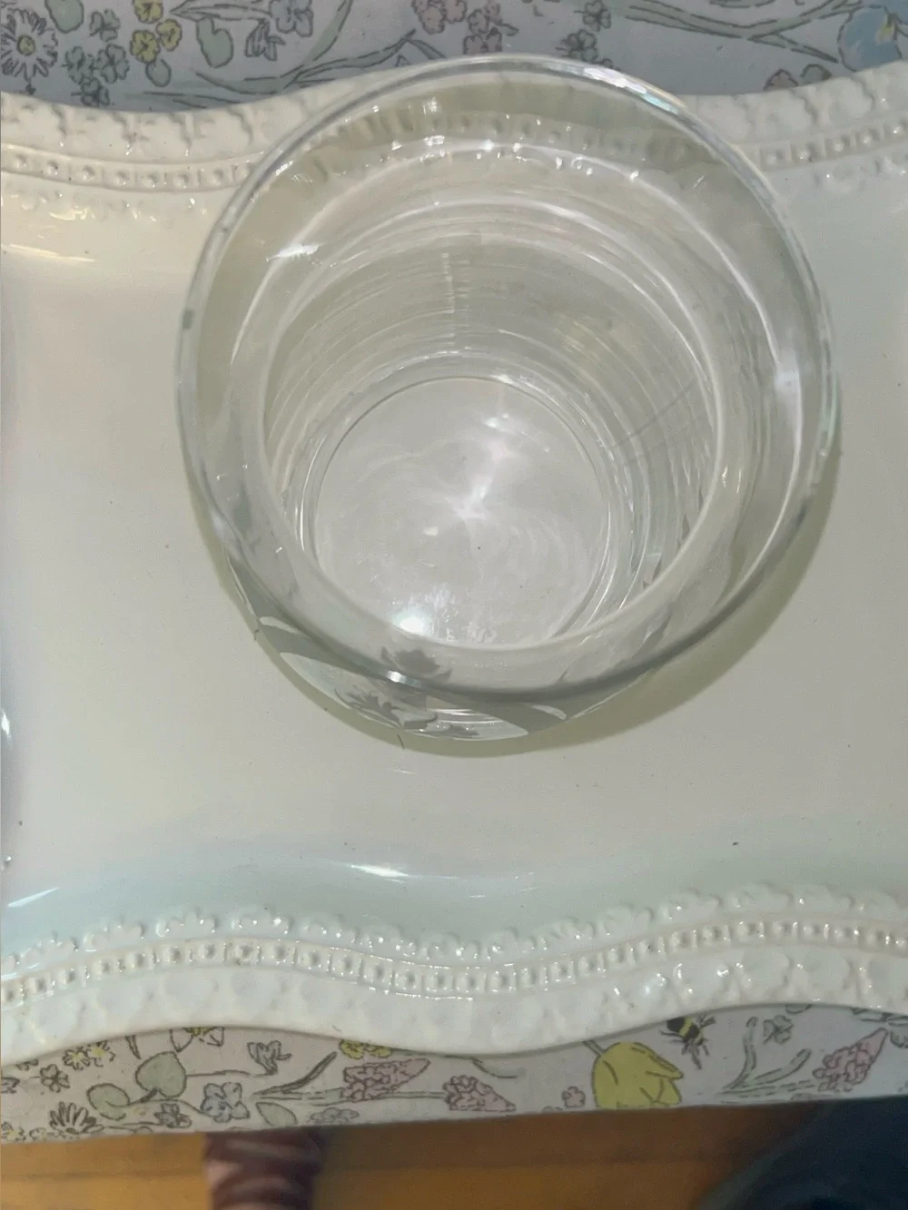 Colonial Clear Etched Floral and Medallion design Glass Hurricane Shade/Chimney